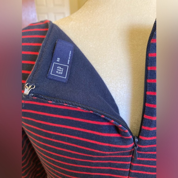 Darling Red & Navy Stripe Gap Long Sleeve Fit & Flare Dress EUC Sz 8 - Picture 5 of 6